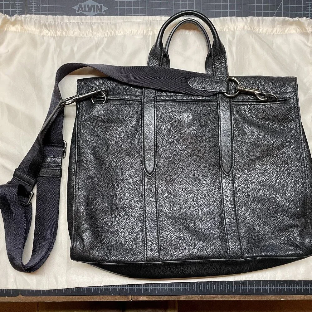 Coach black messenger